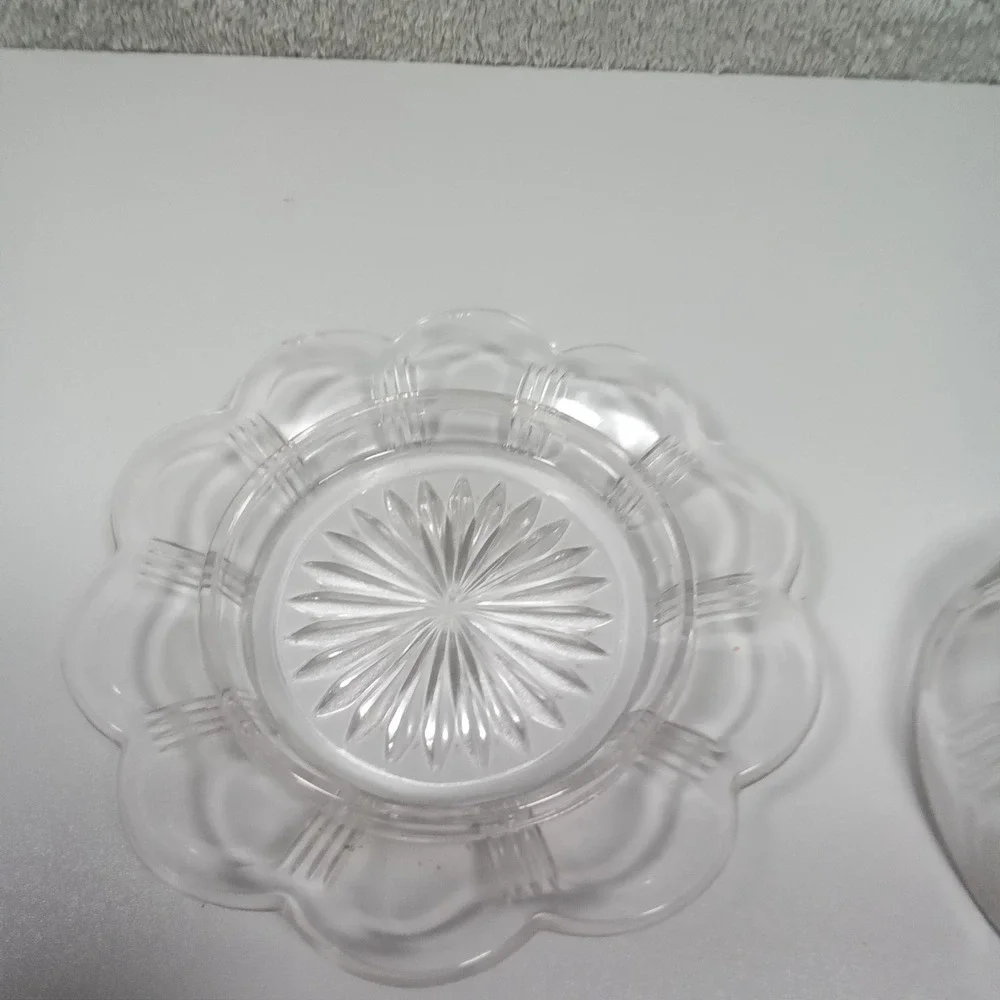 Vintage Clear‎ Pressed Glass Round Butter Dish Scalloped Starburst Dome Lid 7.5